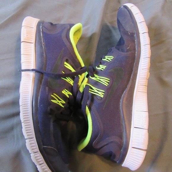 Womens Nike H2O Repel Free 5.0 Running Shoes Sz 7.5 - Picture 5 of 8